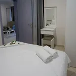 Mitos Aparthotel