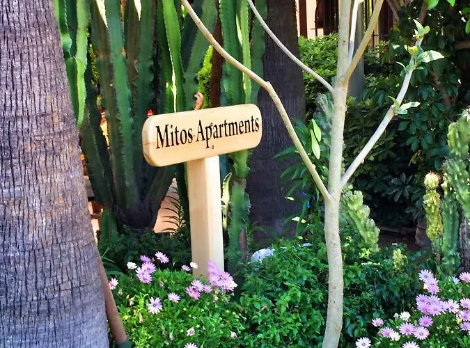 Mitos מלון דירות 3*